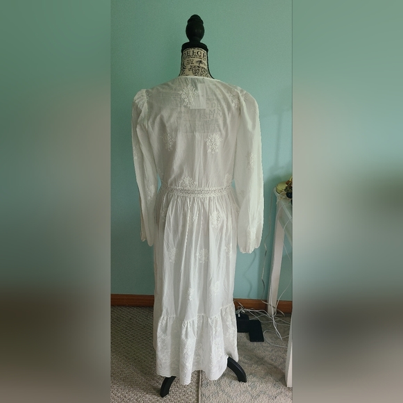 🎉HP!🎉NWT! Cotton Cover up Size M - Picture 2 of 2